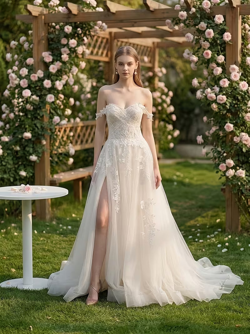 Women's Elegant Off-Shoulder Lace Wedding Dress with Sweetheart Neckline