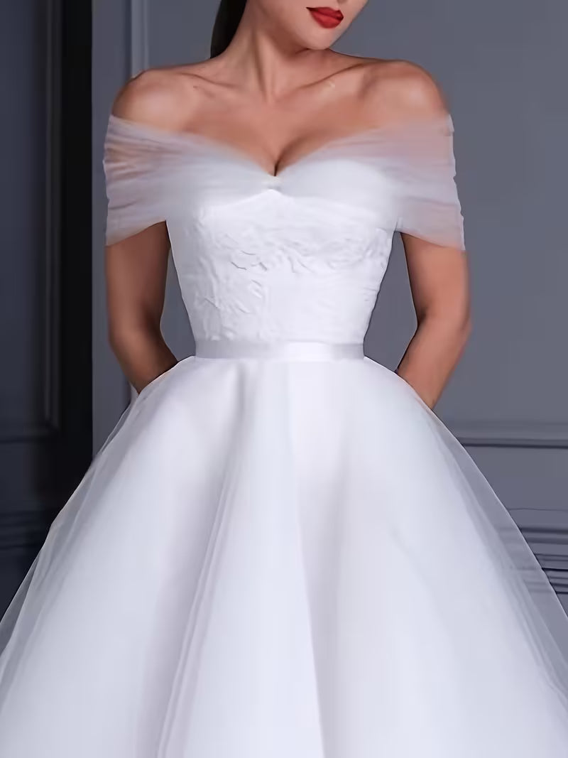 Women's Elegant White Off-Shoulder Tulle Wedding &amp; Evening Gown