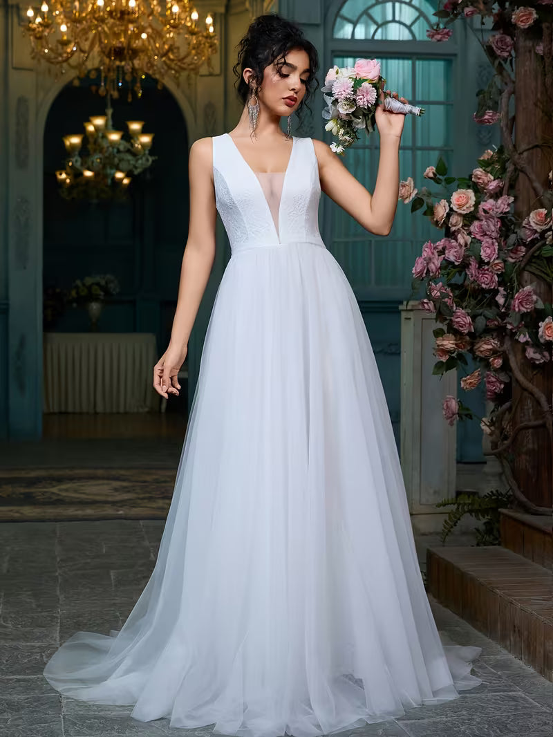 Women's Elegant Sleeveless V-Neck Wedding Dress – Lace-Trimmed Bridal Gown with Train