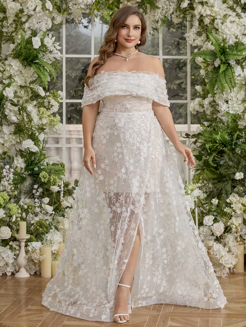Plus Size Off-Shoulder Wedding Dress for Women – Elegant Waist-Cinching Gown with Thigh-High Slit