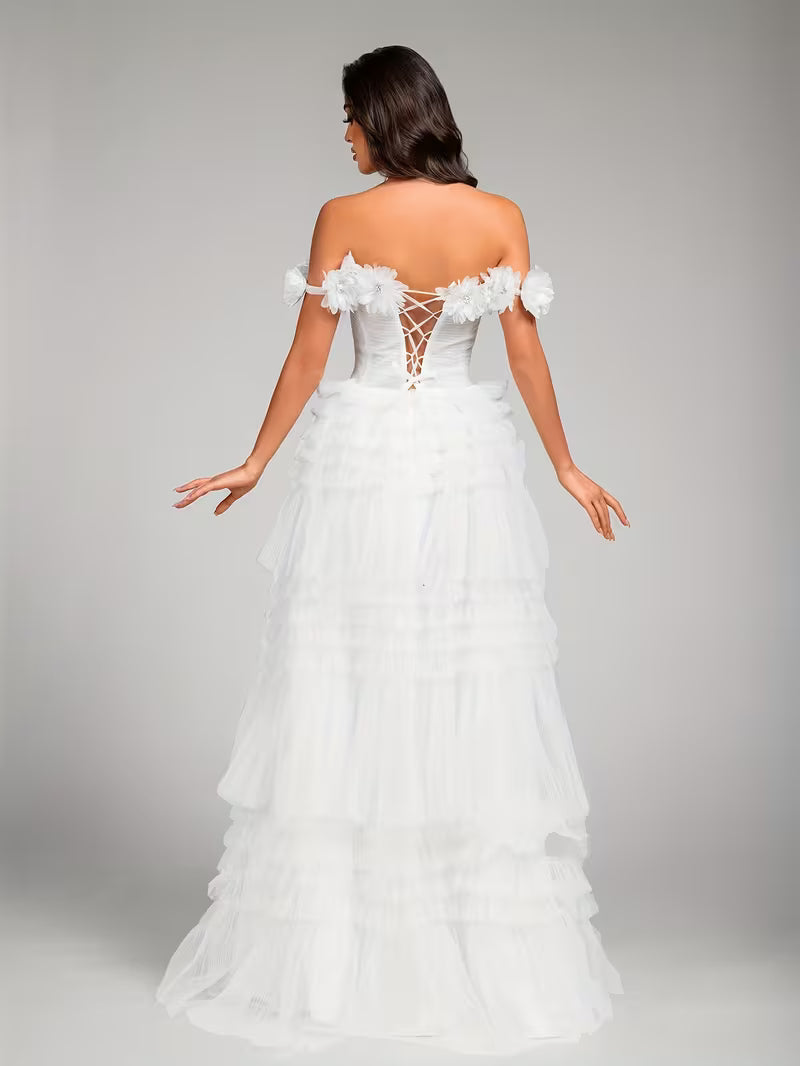 Women's Elegant White Tulle Wedding Dress – Lace Collar A-Line Bridal Gown with Puff Skirt