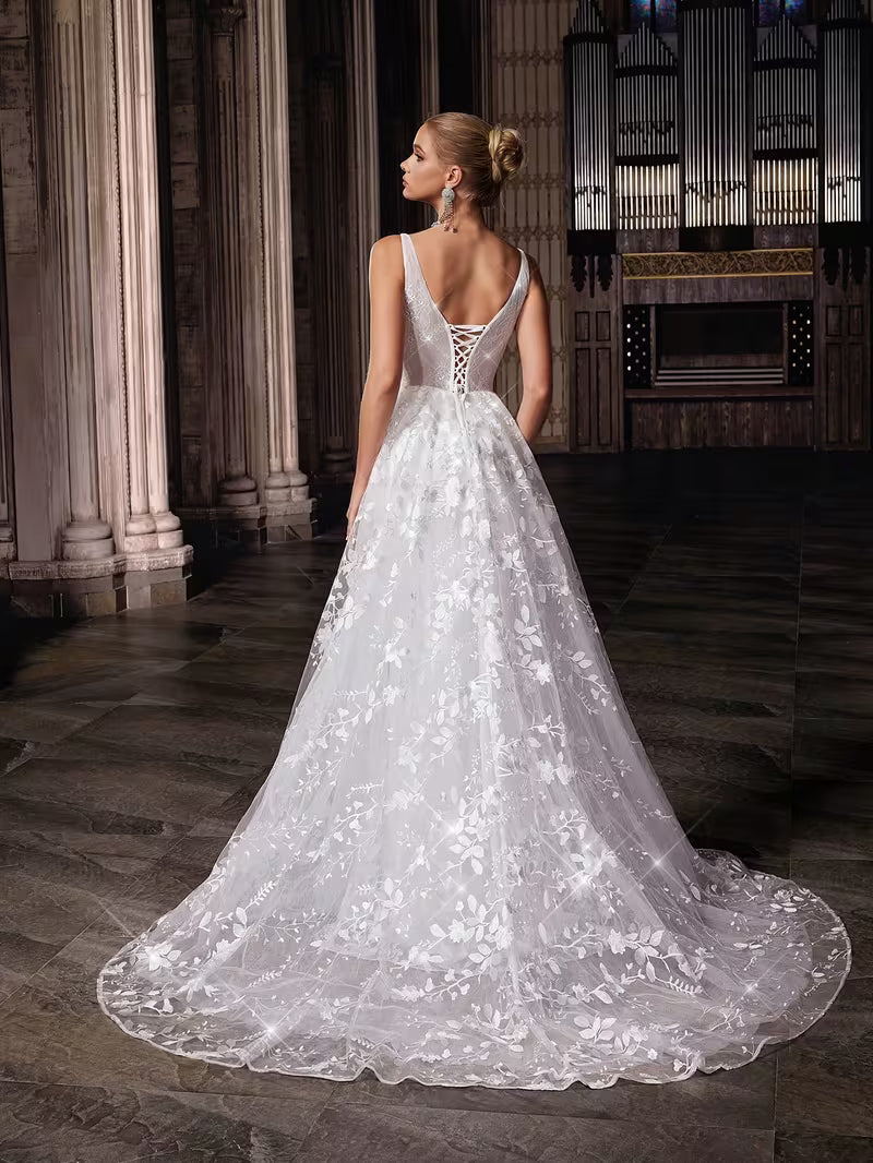 Women's Elegant Floral Embroidered Sleeveless Wedding Dress