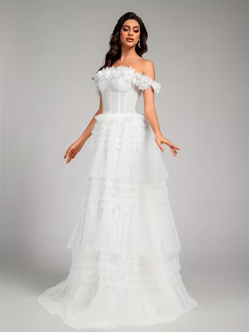 Women's Elegant White Tulle Wedding Dress – Lace Collar A-Line Bridal Gown with Puff Skirt
